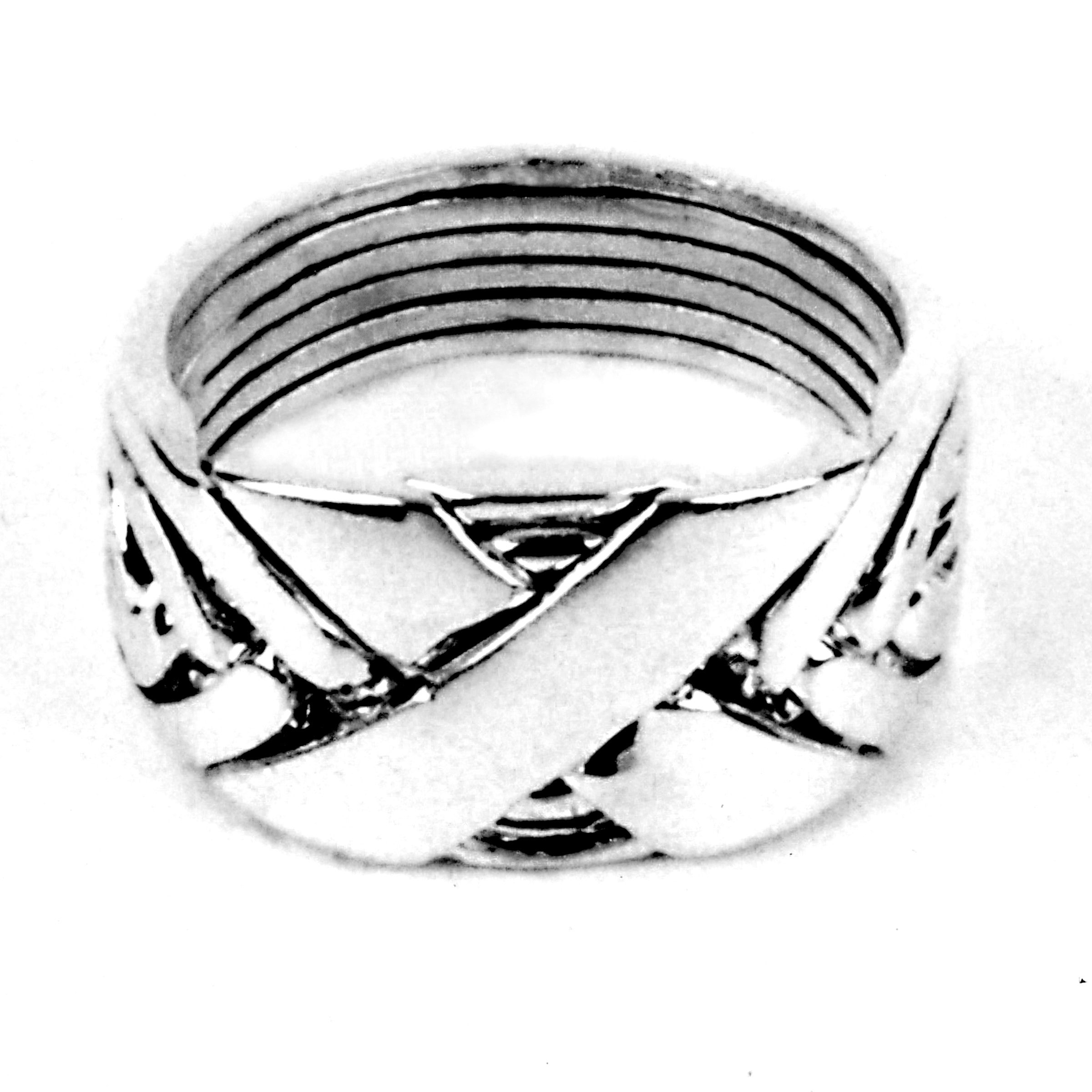 6 WIDE HEAVY PUZZLE RING: STERLING SILVER