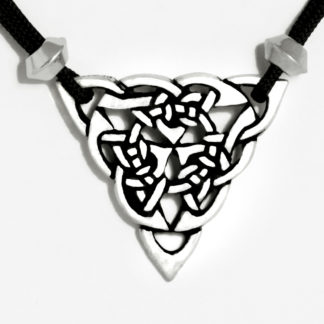 TRIQUETRA