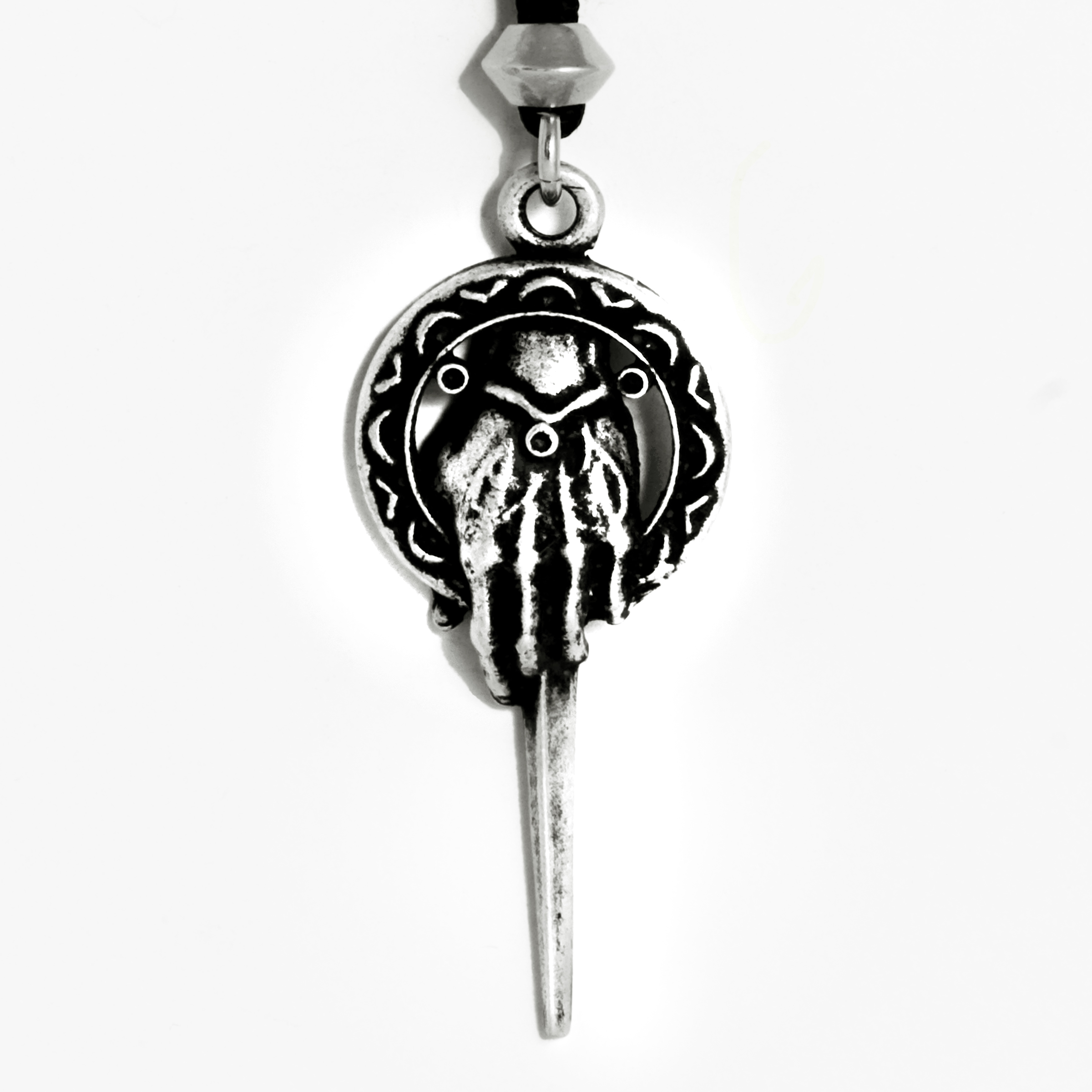 THE HAND Of THE KING