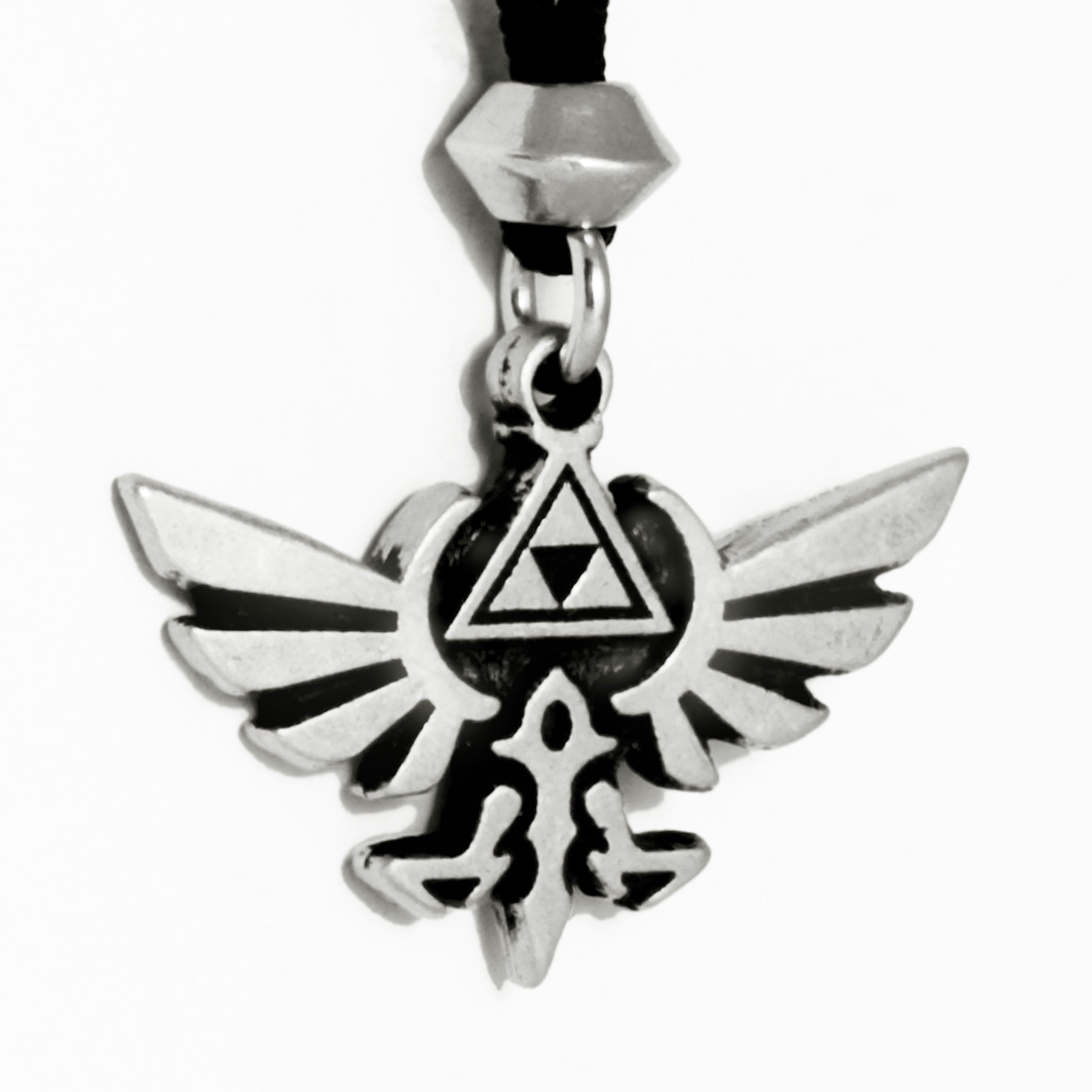 HYLINIAN CREST - Image 2
