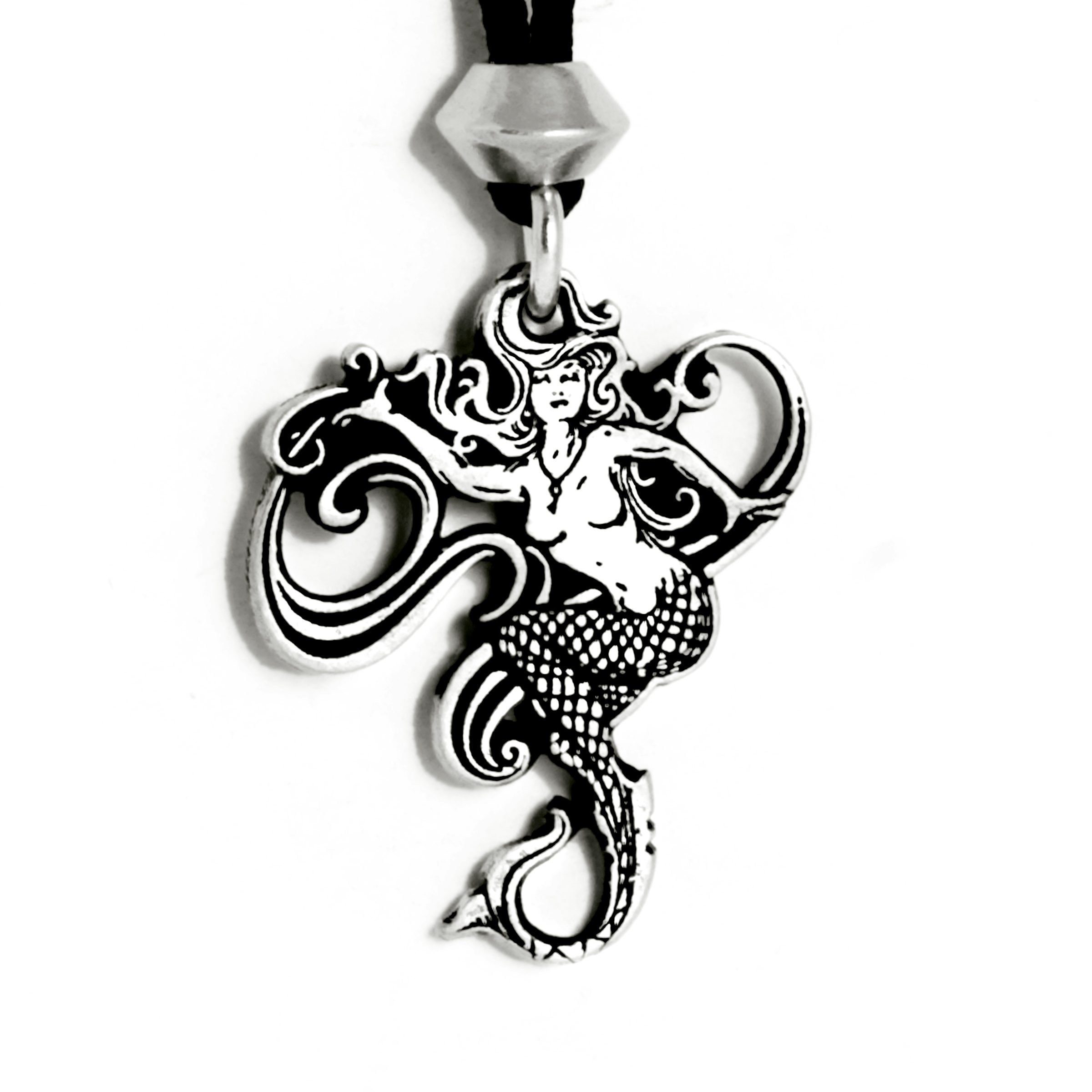 MERMAID-LOVE GODDESS