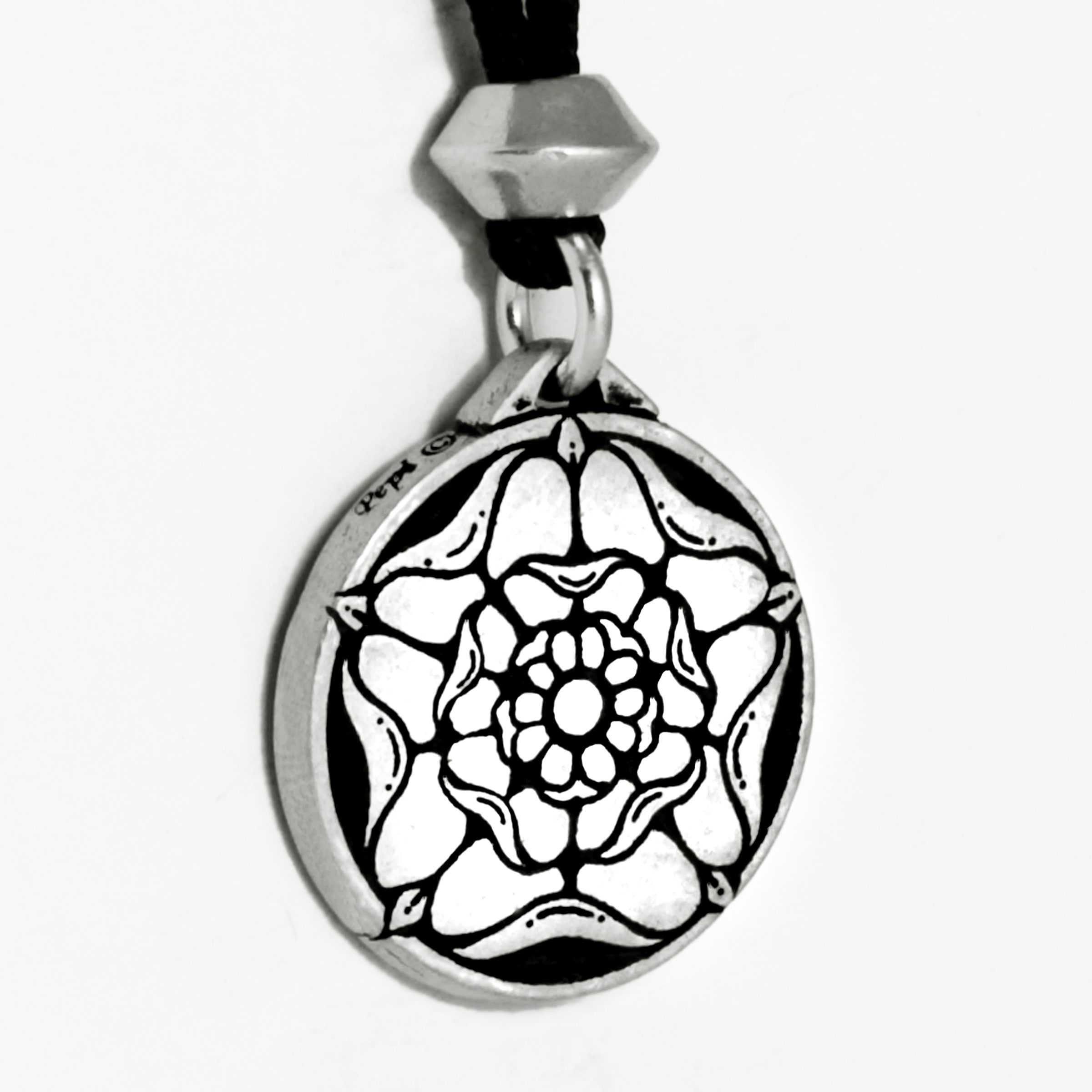 TUDOR ROSE - Image 2